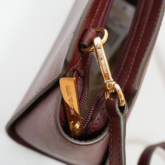 Michael Kors SELMA Messenger Bag Merlot - Picture 12 of 12